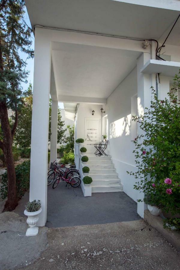 All You Need Is Nafplio Apartment Ngoại thất bức ảnh