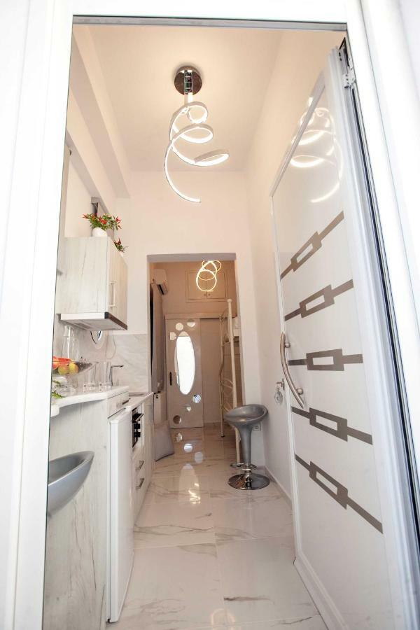 All You Need Is Nafplio Apartment Ngoại thất bức ảnh